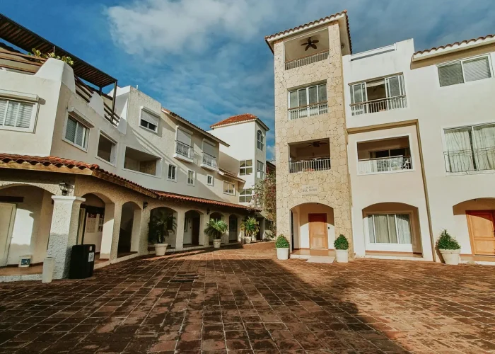 pexels-soner-ozcan-1462621-17004873